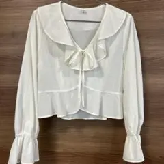 【GU】ラッフルボレロ　フリルブラウス M 長袖のサムネイル