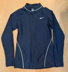 値下げ！Nike ネイビー ラッシュガード 145〜155cmMサイズ