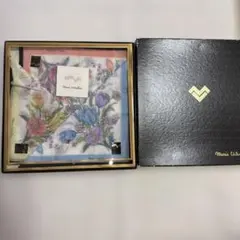 新品未使用品Mario Valentino ハンカチ 3枚　花柄 箱付きのサムネイル