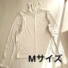 GU アイボリーリブタートルネック長袖トップス