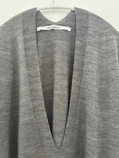 EYEbyOptitude　グレー Vネック オーバーサイズ ニット