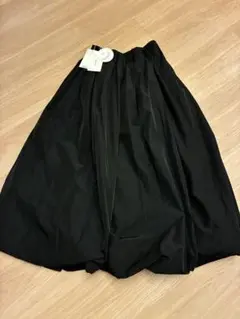 【新品・タグ付】ミラオーウェン　バルーンロングスカート　ブラック　1