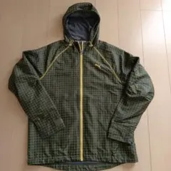 プーマのアウター