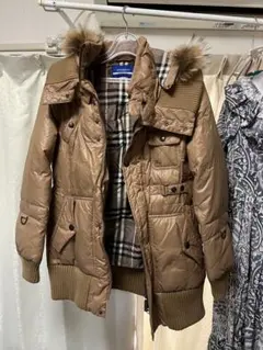 BURBERRY BLUE LABEL ダウンジャケット 38サイズ ベージュ