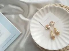 SWAROVSKI×ホワイトリッチパール  ピアス&イヤリング