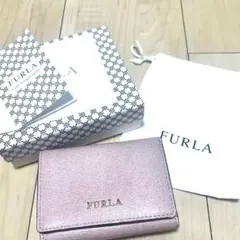 FURLA（フルラ）三つ折り財布