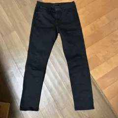 UNIQLO JEANS スリムフィットデニム 黒　レディース