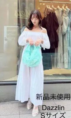 【新品未使用】バックオープンボリュームコットンワンピース　Sサイズ