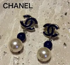 CHANELシャネルココマーク ピアス （両耳用） ネイビーのサムネイル