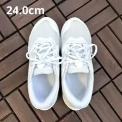 asics スニーカー　24.0cm 白