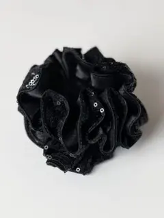 スパンコール&サテン生地のヘアクリップ