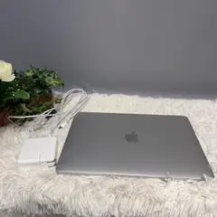 【極美品】MacBook Pro 2020 Core i7 Office付き