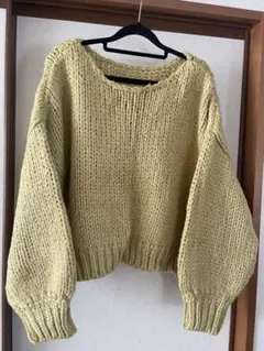 グレイル　マスタードイエローのバルーンスリーブニットセーター