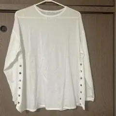 BEARDSLEY カットソー　未使用に近いのサムネイル