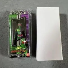 仮面ライダーW ソフビパッケージチャーム＆チョコスナック