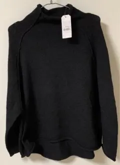 新品　 ショコラフィネローブ　ウールライクショート丈ハイネックプルオーバー