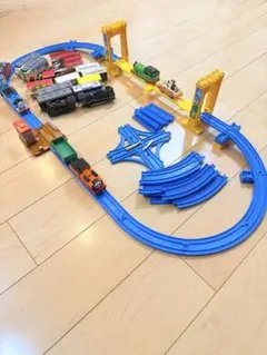 k*e様 トーマスプラレール 高架橋付き