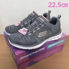 スケッチャーズ スニーカー