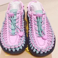 KEEN UNEEK ピンク 23.5cm