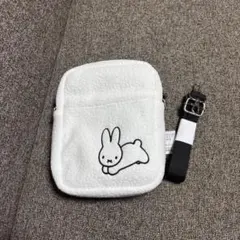 ブルーナ　アニマル　もこもこ　スマホショルダー　うさぎ　ミッフィー