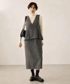 レイヤード風ペプラムジャンパースカート