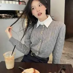 シーイン 美品 グレーボタンニット