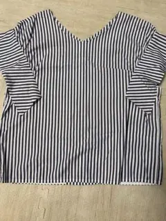 SHIPSストライプ Vネック 半袖シャツ