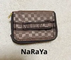 ★ NaRaYa ブラウン チェック柄 ミニ バニティ ポーチのサムネイル