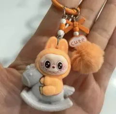 ラブブ らぶぶ Labubu キーホルダー 大人気　ストラップ
