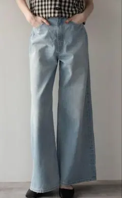 新品未使用タグ付きELLIE ワイドクロップドパンツ ブラック - メルカリ