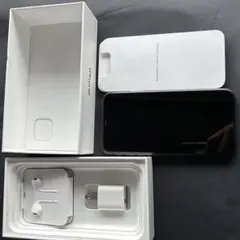 Apple iPhone 11 64GB 本体　美品