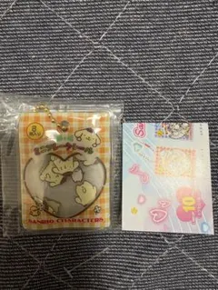 サンリオ　シャカシャカフレークシール風チャーム　ポムポムプリン　ガチャガチャ