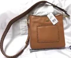 値引きました 新品未使用 マイケルコースショルダーバッグ