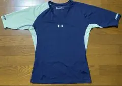 Under Armour トレーニングトップ SM