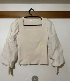 SLY カットソー　デザイン　クリーム色 パフスリーブ トップス