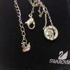 SWAROVSKI ネックレス ダンシングクリスタルストーン シルバーカラーのサムネイル