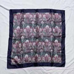 LIBERTY リバティ シルク スカーフ 55×55㎝　バンダナ　格安のサムネイル