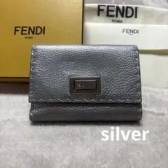 ★FENDI セレリア★シルバー二つ折り財布★