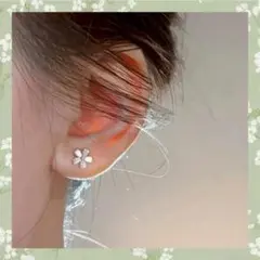 ピアス 桜 お花 ジルコニア キラキラ シンプル 小ぶり かわいい 上品