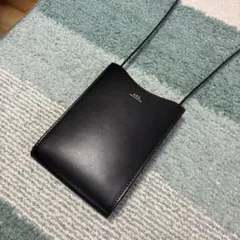 A.P.C. ショルダーバッグ ブラック