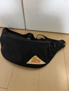 KELTY ブラック ボディバッグ