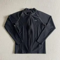 【NIKE】ラッシュガード ブラック / サイズXS (130)