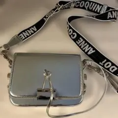 アンコキーヌ　シルバーミニバッグのサムネイル