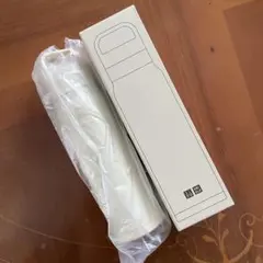 2025感謝祭UNIQLOノベルティ　ステンレスボトル　ホワイト