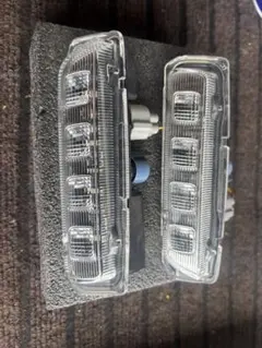 トヨタ　ルーミーLEDイルミネーションランプ　左右　新車外し トヨタ ルーミーLEDイルミネーションランプ 左右 新車外し - メルカリ