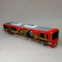 きかんしゃトーマス号 2015 1/124 ロングタイプトミカ No.124 京阪電車 きかんしゃトーマス号2015 - YouTube