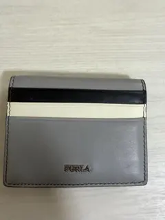 週末お値下！FURLA グレーストライプ カードケース