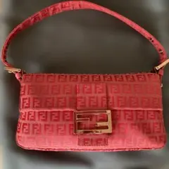 FENDI 赤 クラッチバッグのサムネイル