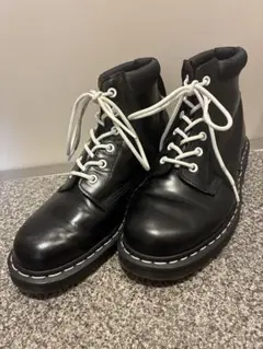 Dr. Martensホワイトステッチuk8 6ホールのサムネイル