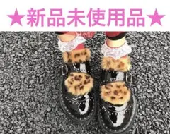 新品 candystripper ファー付きオクスフォードのサムネイル